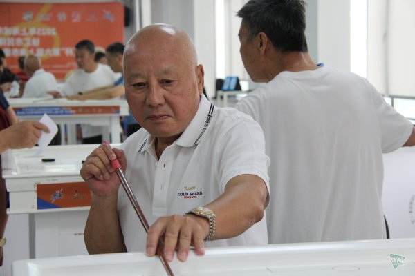 广州典丰 斯诺克上海大师赛前，台球爱好者这样热身